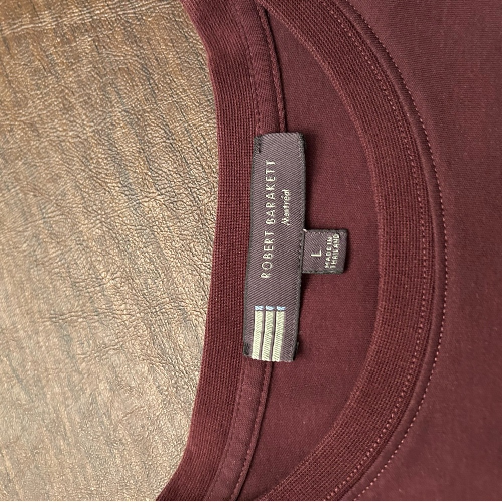 Robert Barakett Men's Crewneck Short Sleeve T-Shirt in Deep Burgundy - Picture 4 of 5
